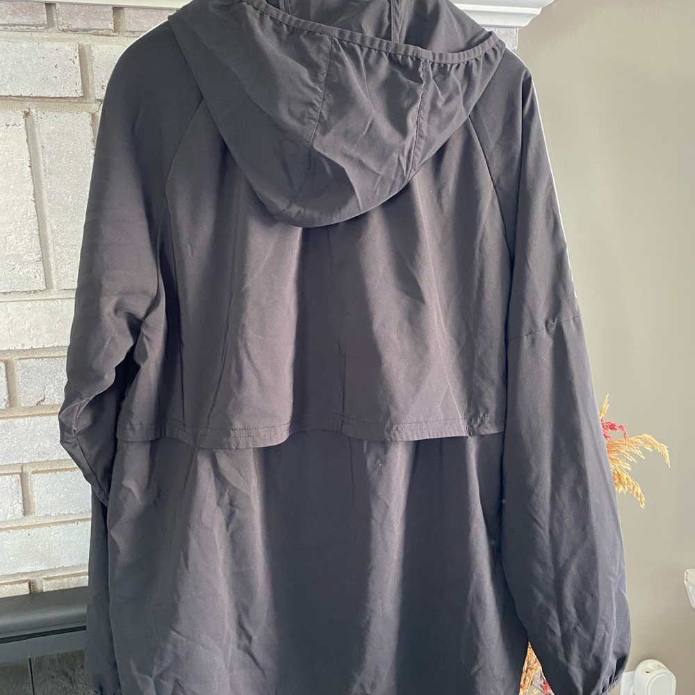 ADIDAS Lightweight Jacket - Picture 2 of 6